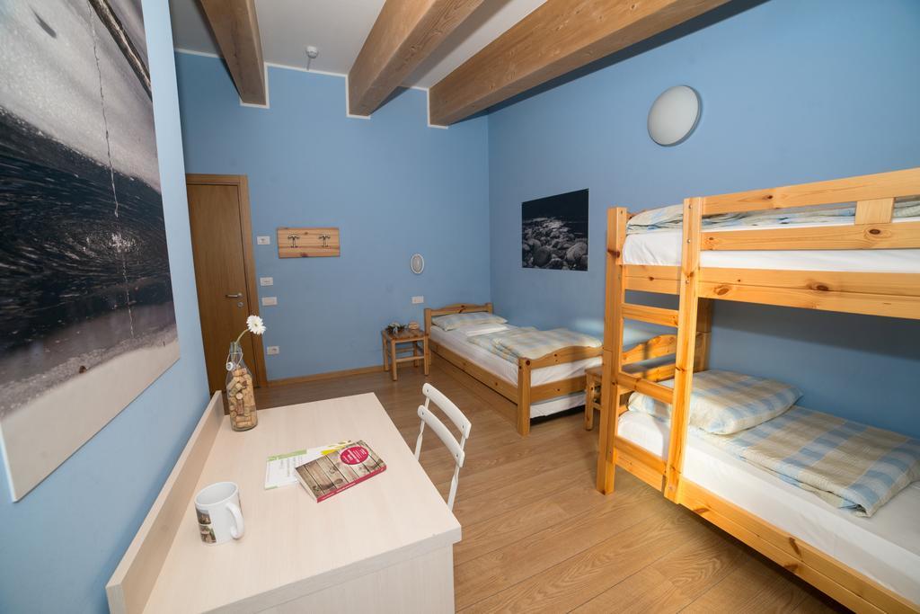 Hostel L'Ost - Ostello Di Grumes Buitenkant foto